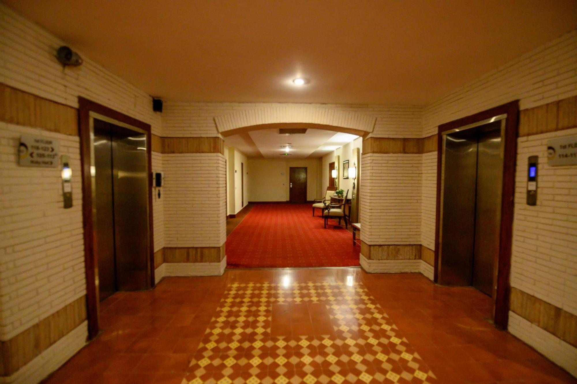 Hotel One Faisalabad Luaran gambar